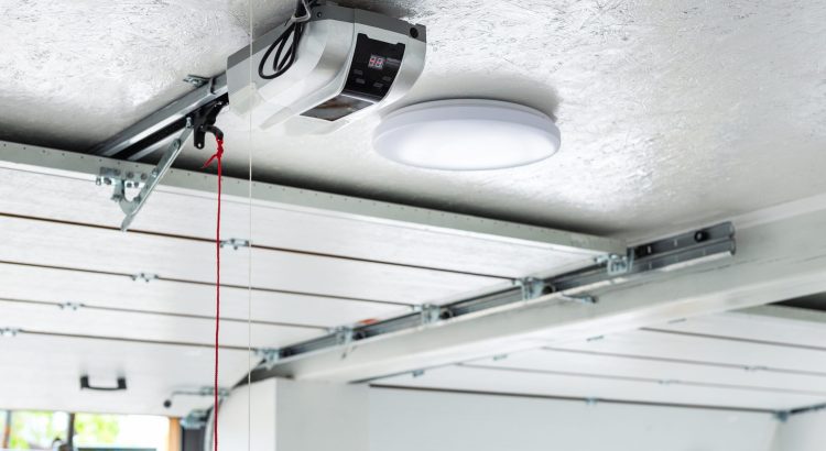 Honest Review! The Most Advanced Automatic Garage Door of the Year