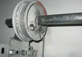 GarageDoorMaintenance