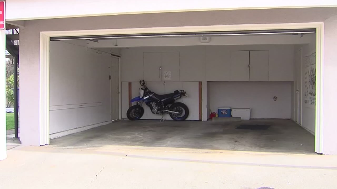 Keeping Your Garage Door Area Clear