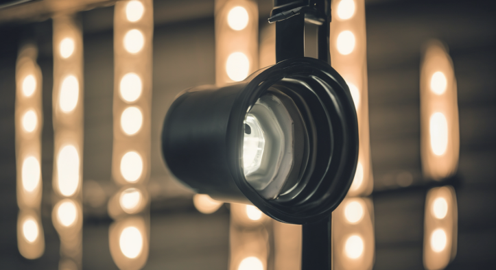 Cara Praktis Mencegah Pintu Garasi Turun Sendiri Tanpa Perintah