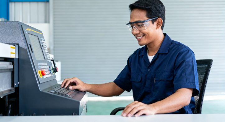 Strategi Manajemen Produksi Pintu Garasi yang Efisien